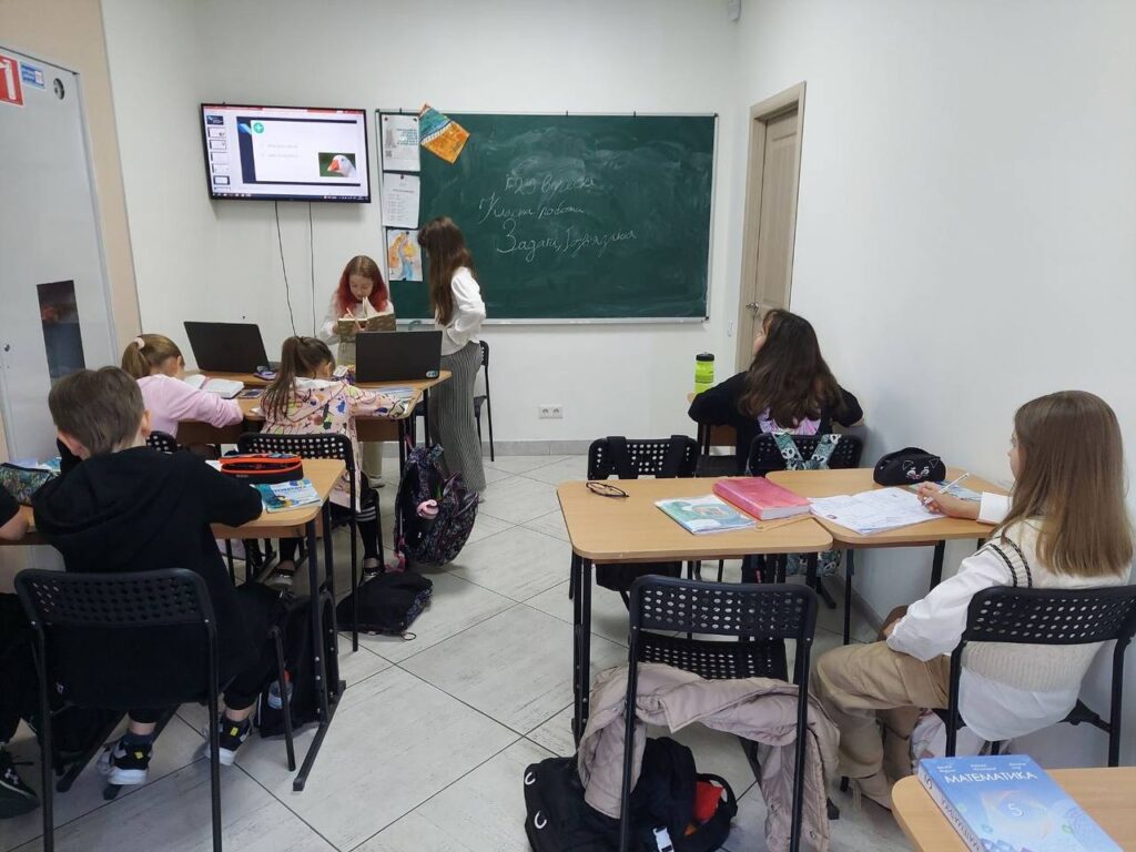 В ліцеї Перспективи день вчителя
